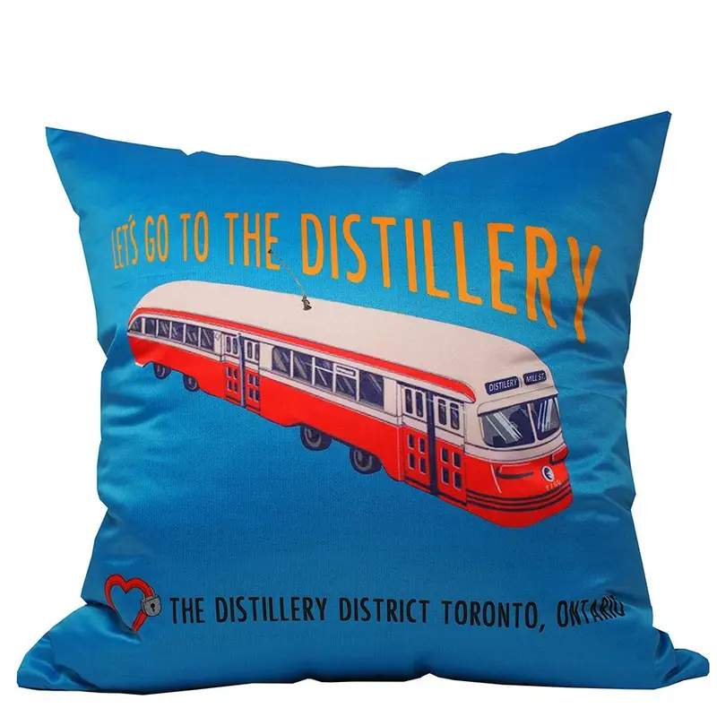 Distillery-Themed Decorative Throw Pillow – Whiskey Inspired 1