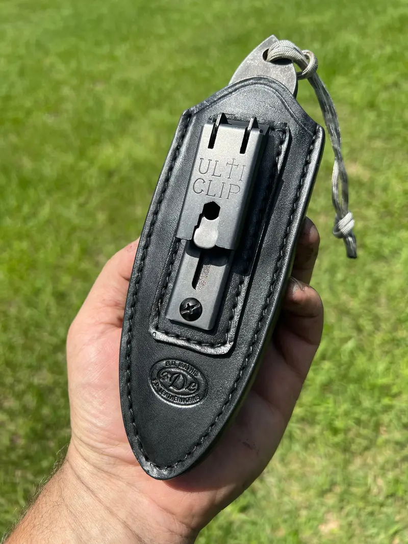 Large Fixed Blade Sheath With Ulticlip Xl Attachment 1